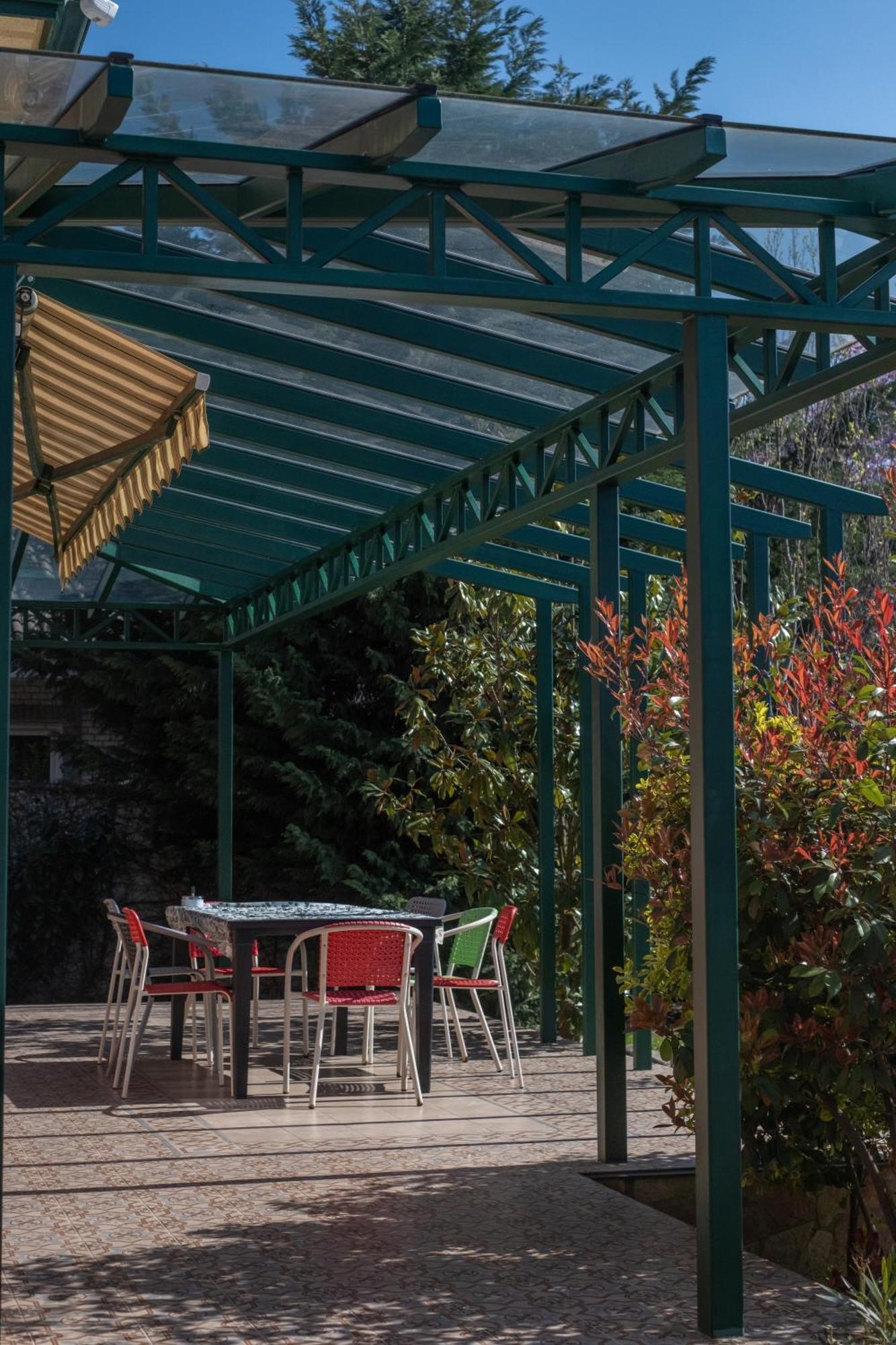 Giovanni'S Airport House Budapeszt Zewnętrze zdjęcie